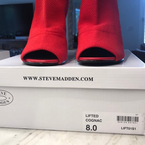 Steve Madden Lifted Cognac Booties - Picture 5 of 5